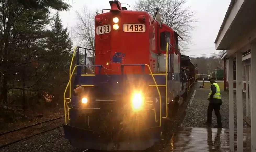 Pizza & Whoopie Pie Train Rides In Unity Are Back!
