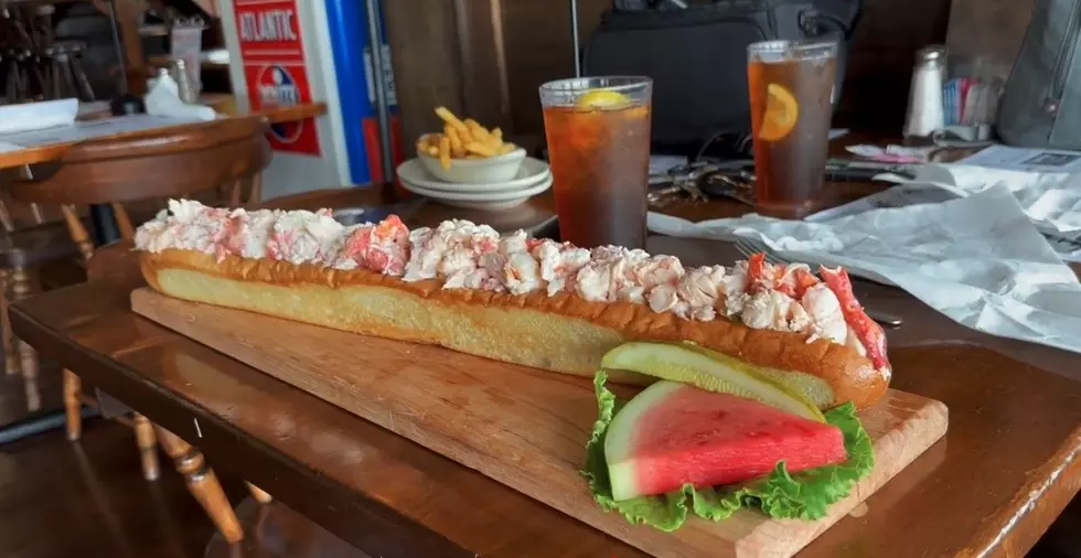 Maine’s ‘Home of the World’s Largest Lobster Roll’ Opens in April
