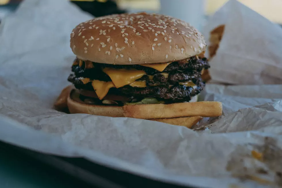 Maine Burger & Fries Foodies Say Belong on Your Bucket List
