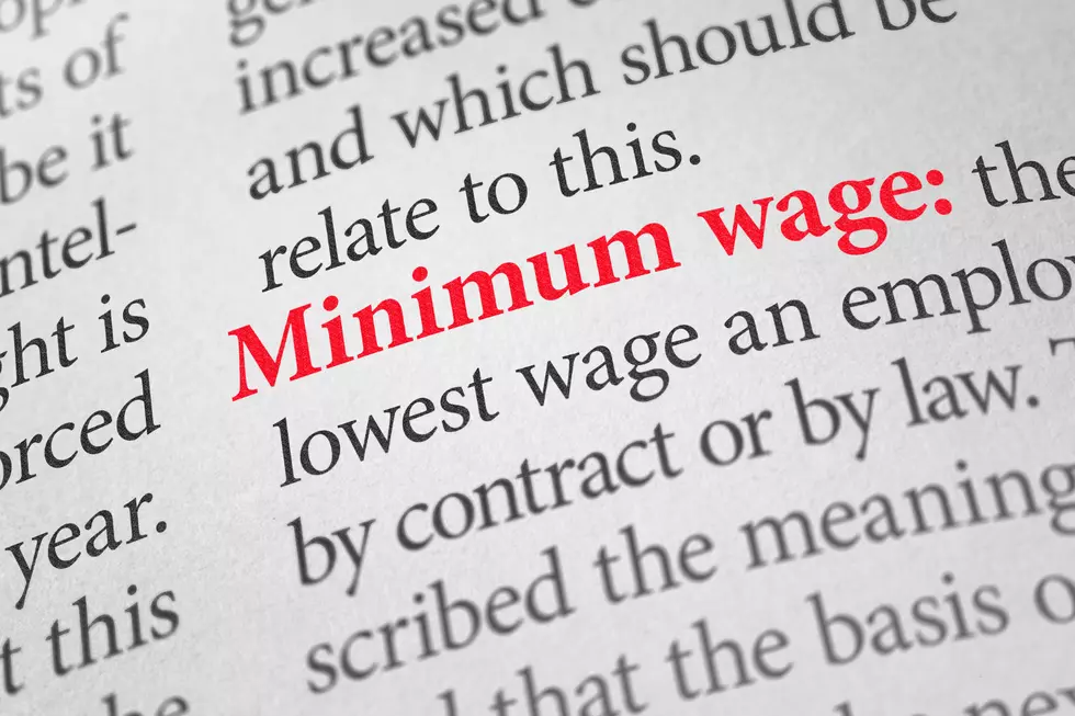 Maine’s Minimum Wage Is Going Up to $11 With Divided Support